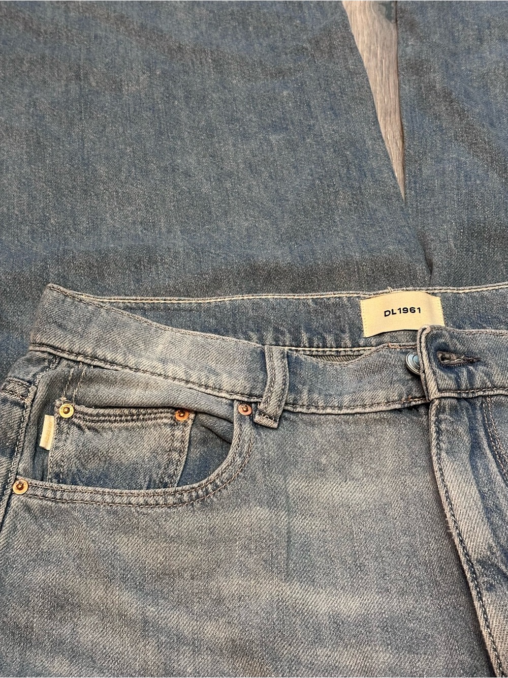 DL1961 Hepburn Wide Leg High Rise Jeans - Picture 9 of 12